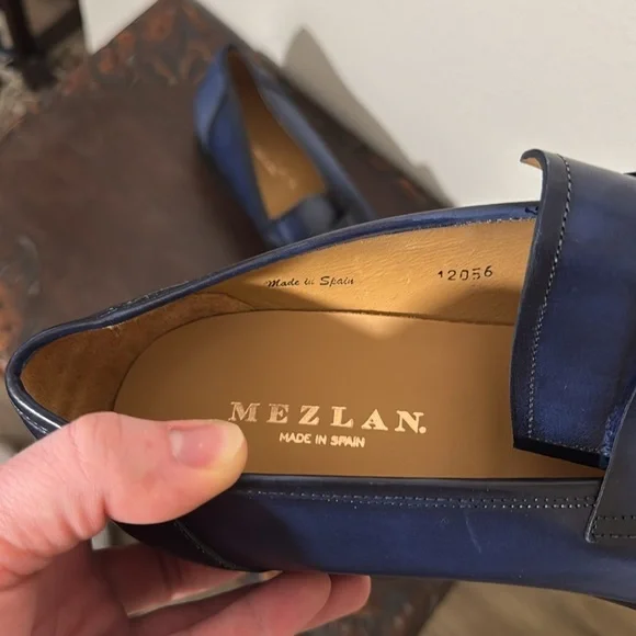 Mezlan Calfskin Penny Loafer in Navy